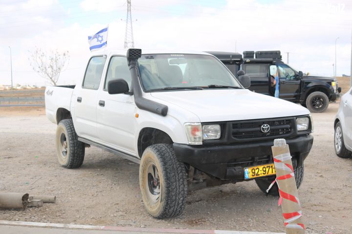 מודעת רכב טויוטה היילקס