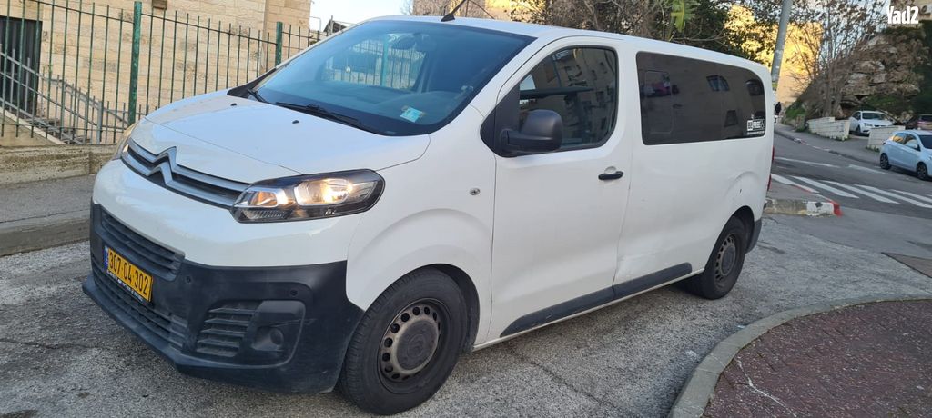 מודעת רכב סיטרואן ג'אמפי