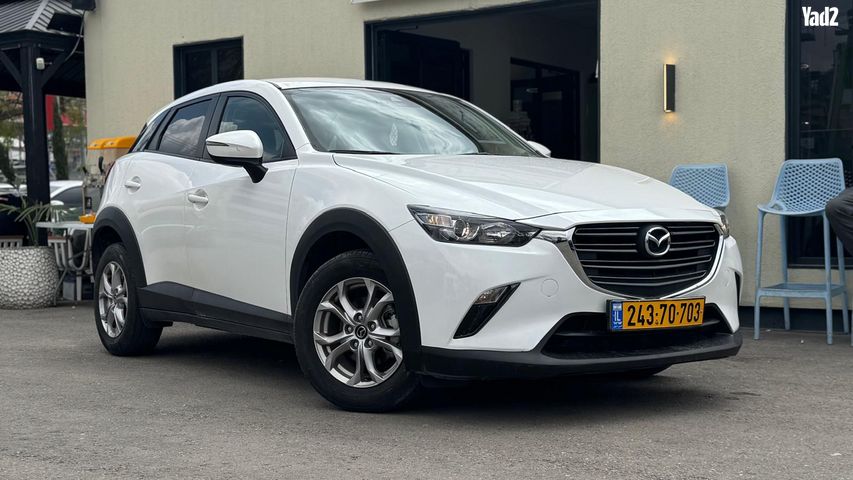 מודעת רכב מאזדה CX-3