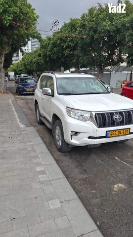 מודעת רכב טויוטה לנד קרוזר