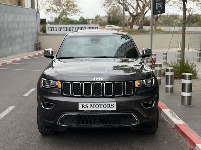 מודעת רכב ג'יפ גרנד צ'ירוקי