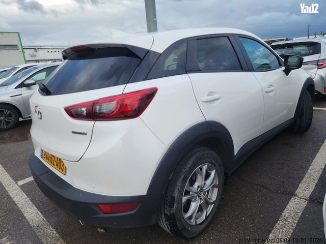 מודעת רכב מאזדה CX-3