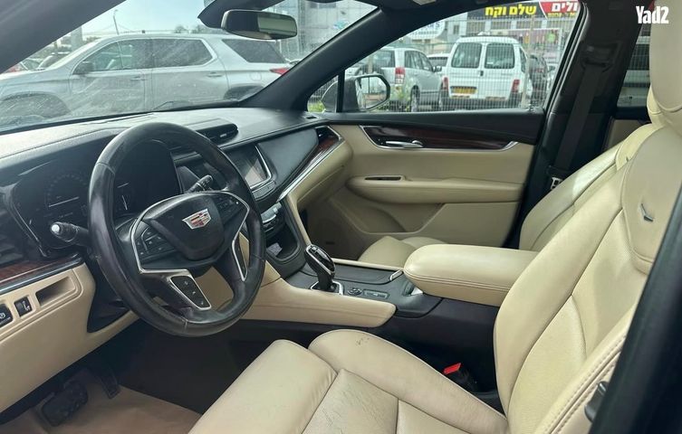 מודעת רכב קאדילק XT5