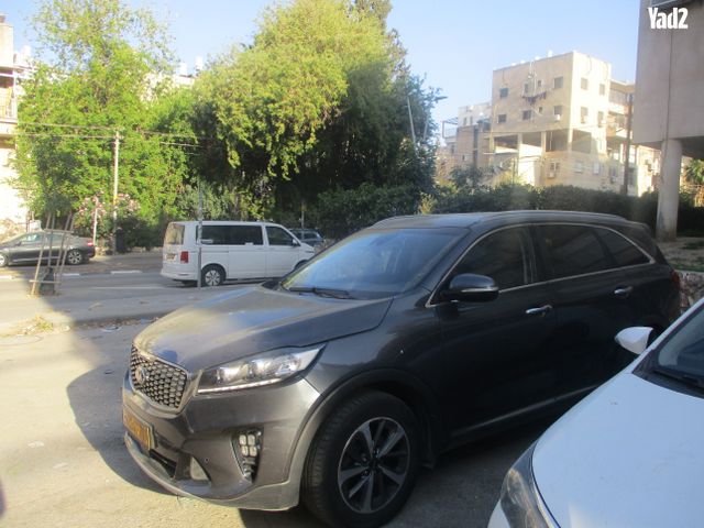 מודעת רכב קיה סורנטו