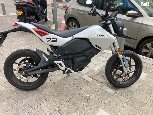 מודעת רכב זירו- אופנועים חשמליים FXS