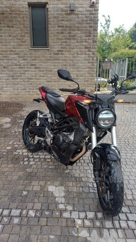 מודעת רכב הונדה CB125R