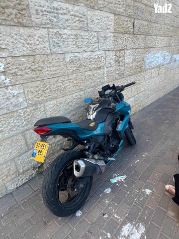 מודעת רכב קאוואסאקי Z300