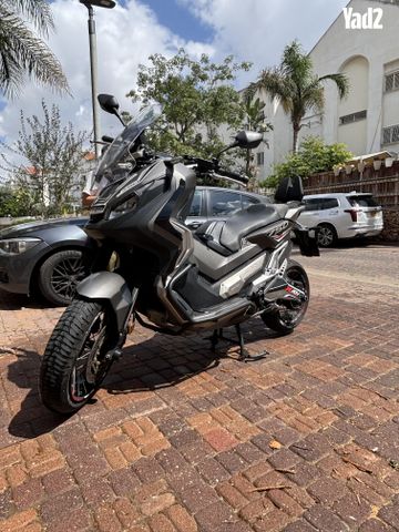 מודעת רכב הונדה X-ADV750