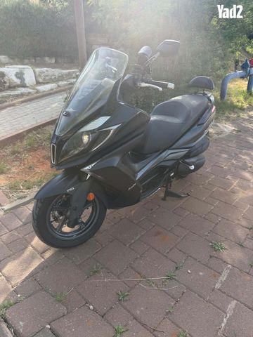 מודעת רכב קימקו דאון-טאון 350