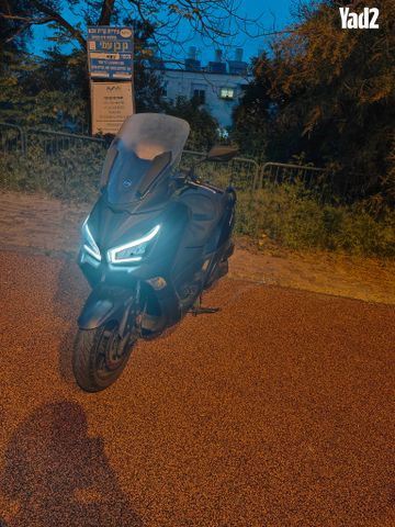 מודעת רכב סאן יאנג ג'וי-מקס Z-250