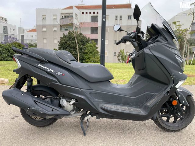 מודעת רכב סאן יאנג ג'וי-מקס Z-250