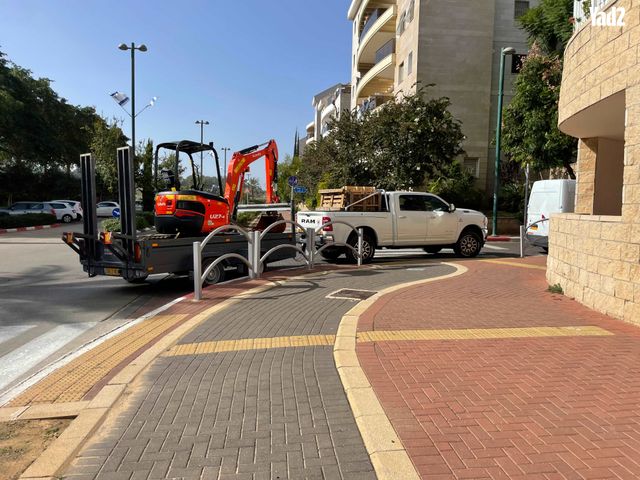 מודעת רכב מיני מחפר