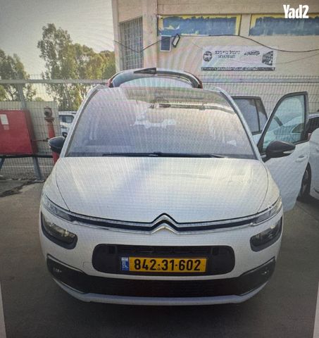 מודעת רכב סיטרואן C4 פיקאסו