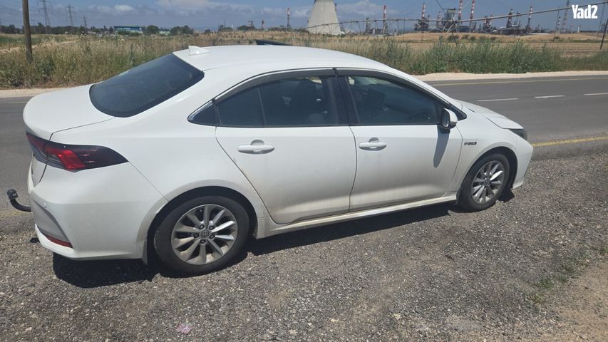 מודעת רכב טויוטה קורולה