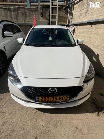 מודעת רכב מאזדה 2
