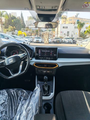 מודעת רכב סיאט ארונה 3