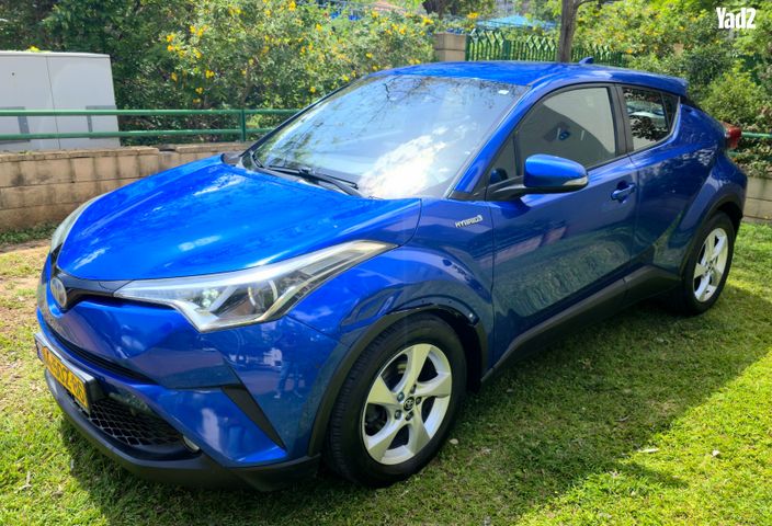 מודעת רכב טויוטה C-HR