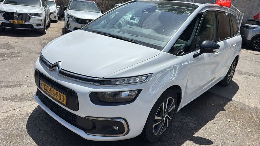 מודעת רכב סיטרואן C4 ספייסטורר