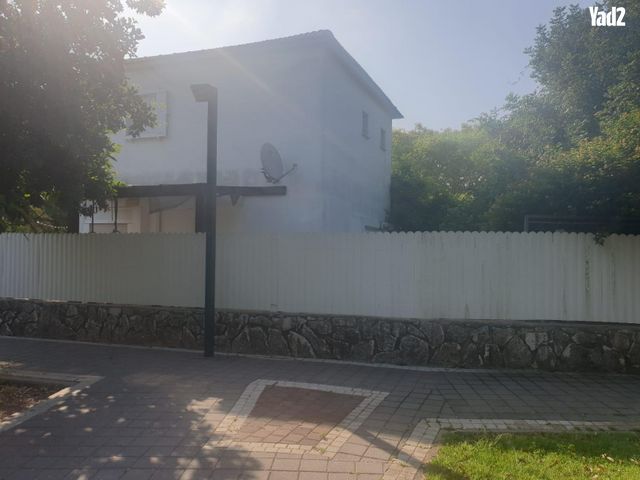 סמטת החצב 18