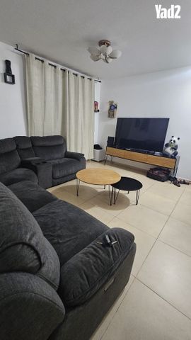 צמרות 11