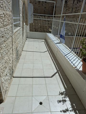 דירה למכירה בירושלים (תיווך) — 3