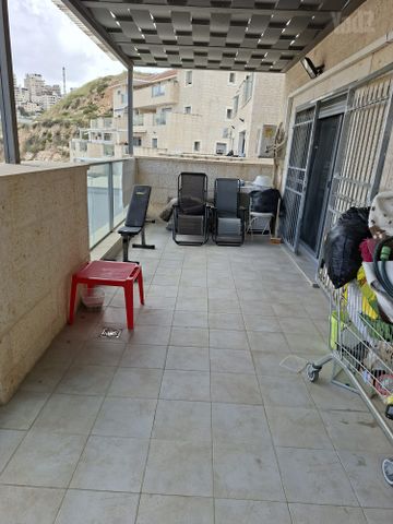 דירה למכירה בירושלים (תיווך) — 3