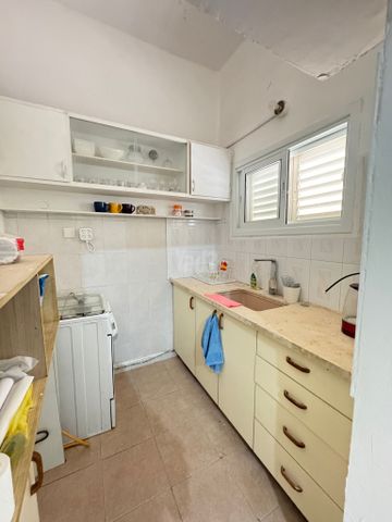 Rehovot, Israel 9