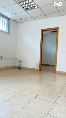 מודעת נכס, יהוד מונוסון