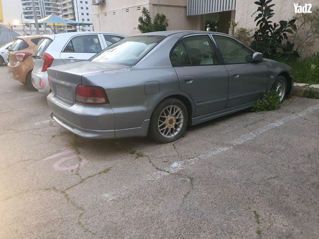 מודעת רכב מיצובישי גאלאנט