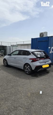 מודעת רכב יונדאי i20