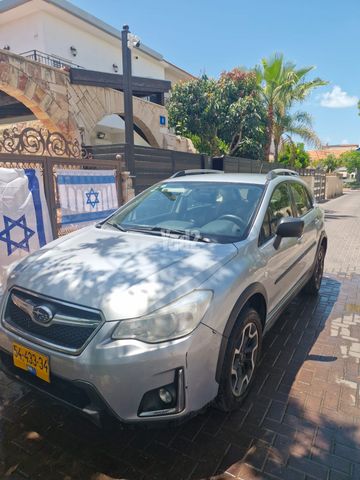 מודעת רכב סובארו XV