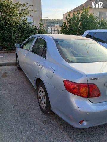מודעת רכב טויוטה קורולה