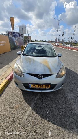 מודעת רכב מאזדה 2