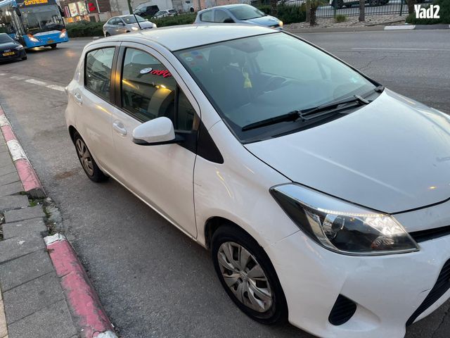 מודעת רכב טויוטה יאריס