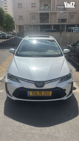 מודעת רכב טויוטה קורולה