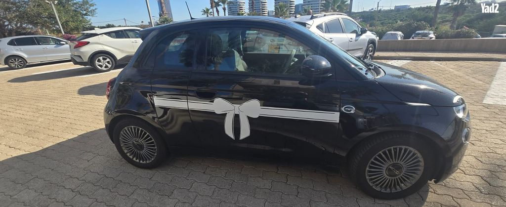 מודעת רכב פיאט 500E