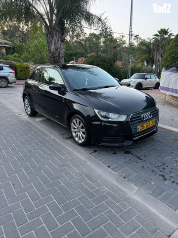 מודעת רכב אאודי A1