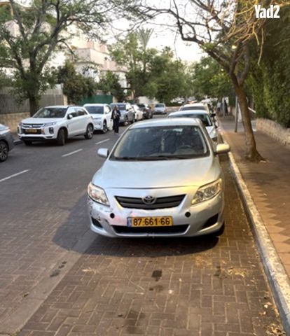 מודעת רכב טויוטה קורולה