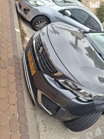 מודעת רכב פיג'ו 5008