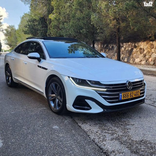 מודעת רכב פולקסווגן ארטאון