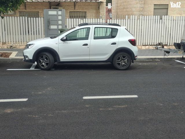מודעת רכב דאצ'יה סנדרו