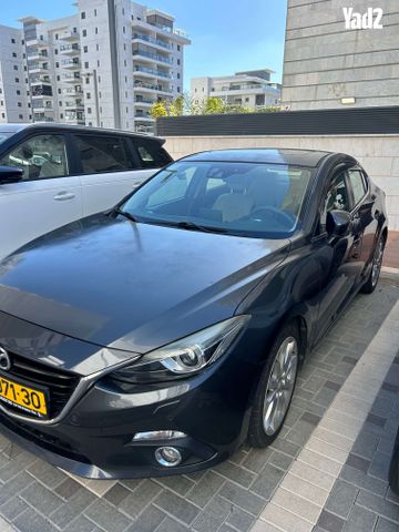 מודעת רכב מאזדה 3