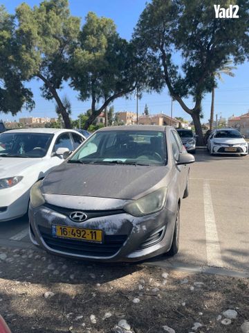 מודעת רכב יונדאי i20