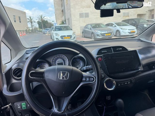 מודעת רכב הונדה ג'אז 