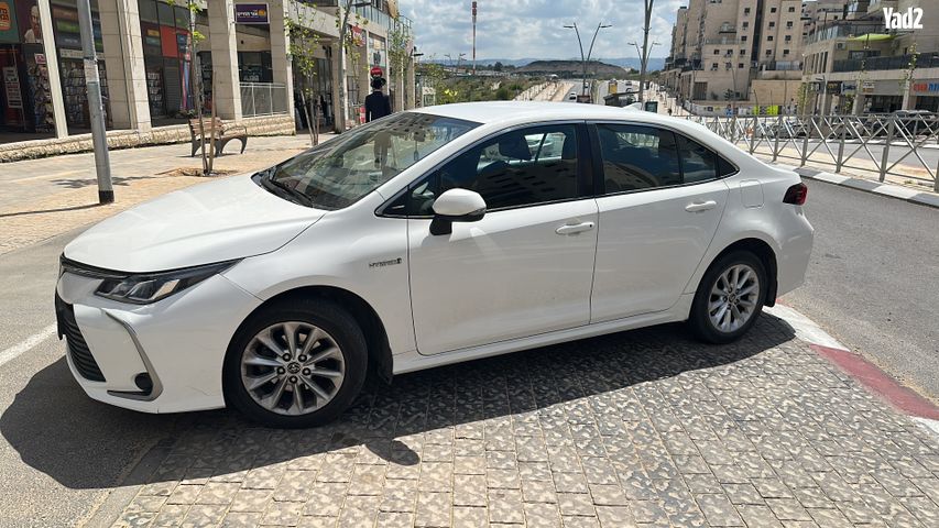 מודעת רכב טויוטה קורולה