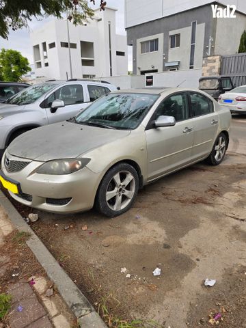 מודעת רכב מאזדה 3