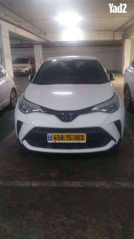 מודעת רכב טויוטה C-HR