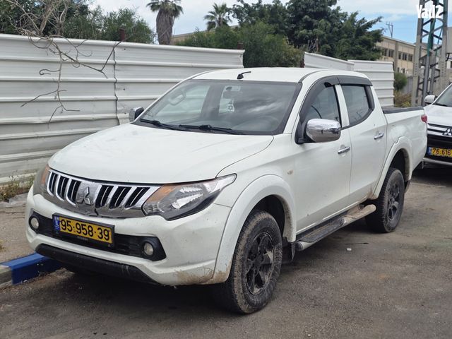 מודעת רכב מיצובישי טרייטון / L200