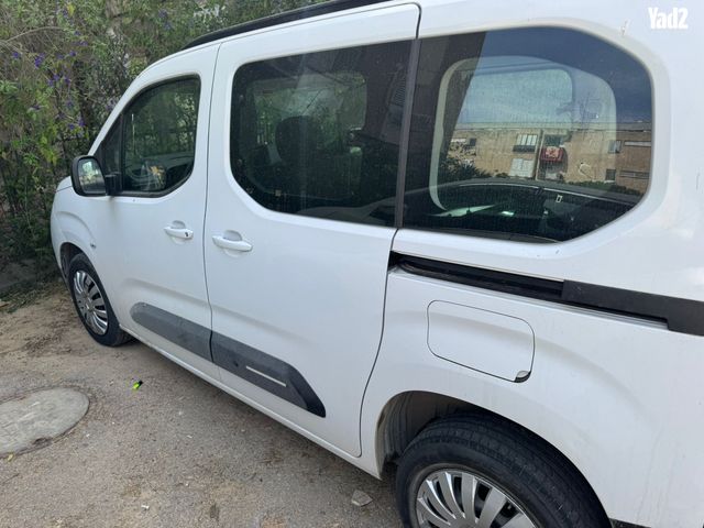 מודעת רכב סיטרואן ברלינגו 