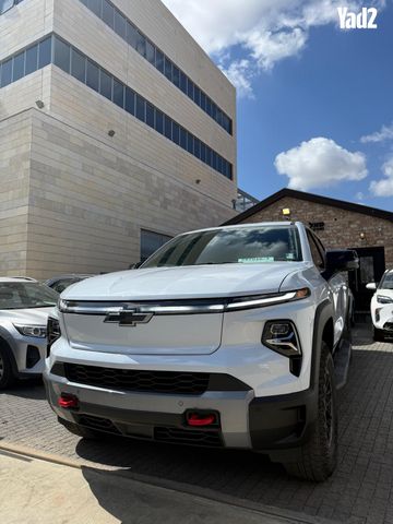 מודעת רכב שברולט סילברדו EV 1